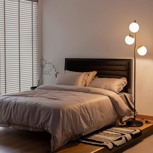 Tangkula 3-Globe Floor Lamp, Modern Freestanding Lamp w/Foot Switch & 3 E26 Bulb Bases, Sturdy Steel Pole, Tall Standing Light for Living Room Bedroom Study, Simple Assembly (3-Globe,Gold)